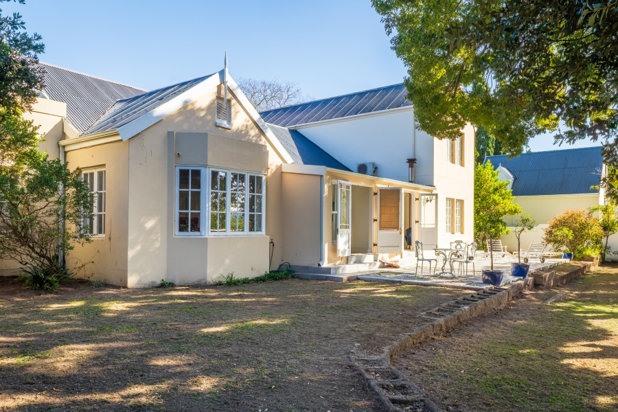 4 Bedroom Property for Sale in Belvidere Estate Western Cape